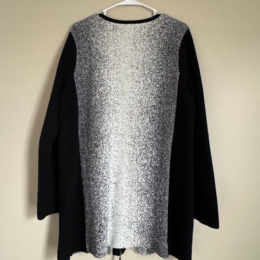 Chico's Black and white Knit Cardigan 100% Wool - Picture 9 of 9
